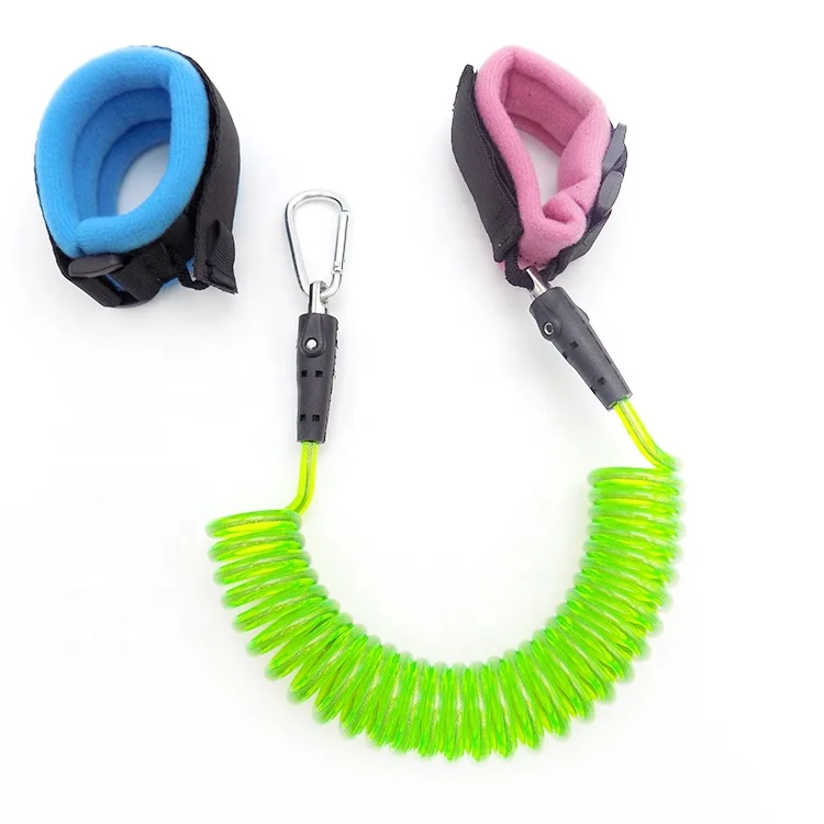 OEM Guofeng child safety walking anti lost wrist link strap for toddler, safety wristband leash with key & lock