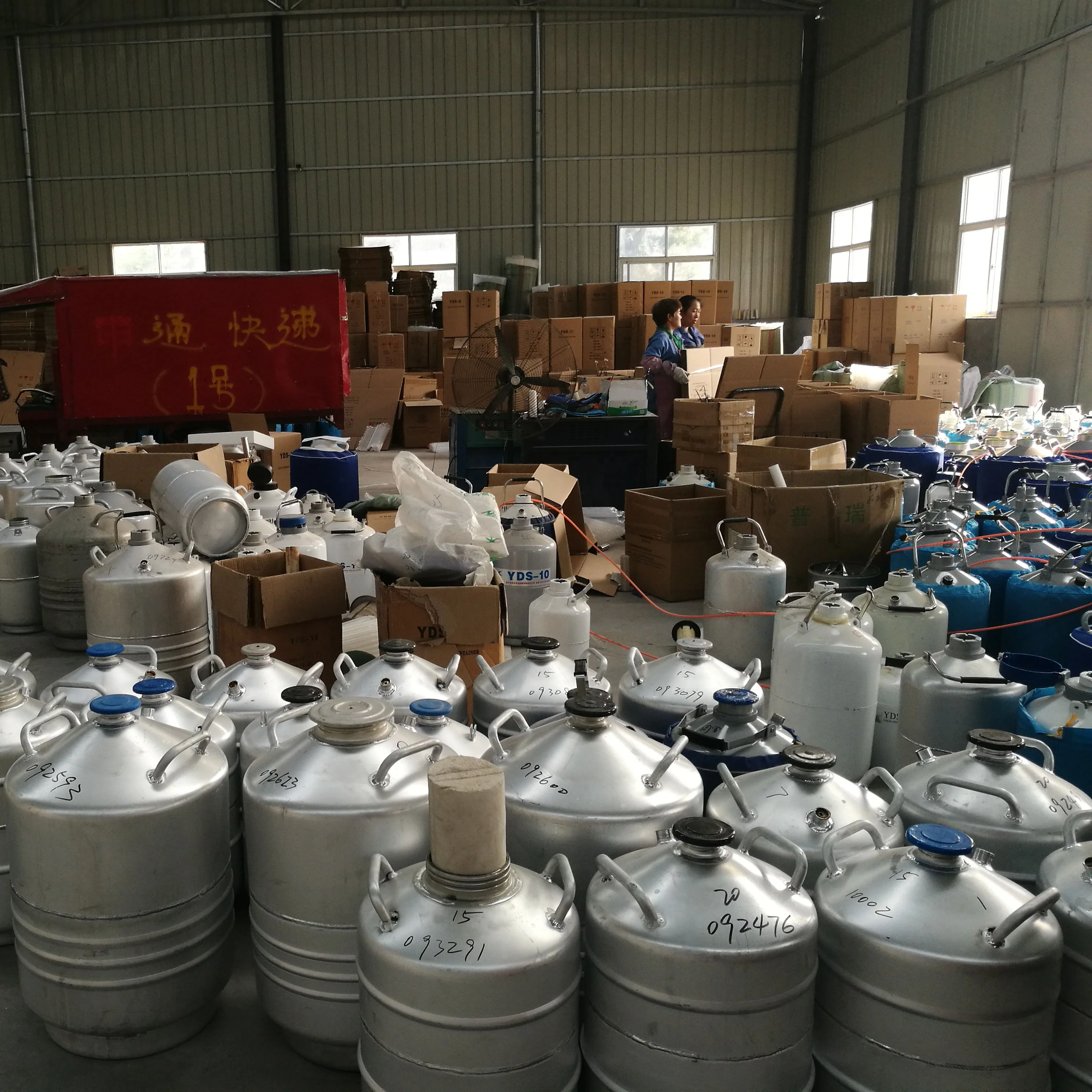 cryogenic storage biological materials Liquid Nitrogen Tanks Cryogenic Storage Container