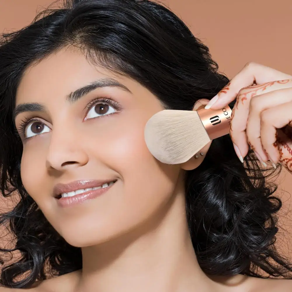 Cosmetic Tool  soft Kabuki Contour Face Powder Foundation Makeup  Blush Brush Set