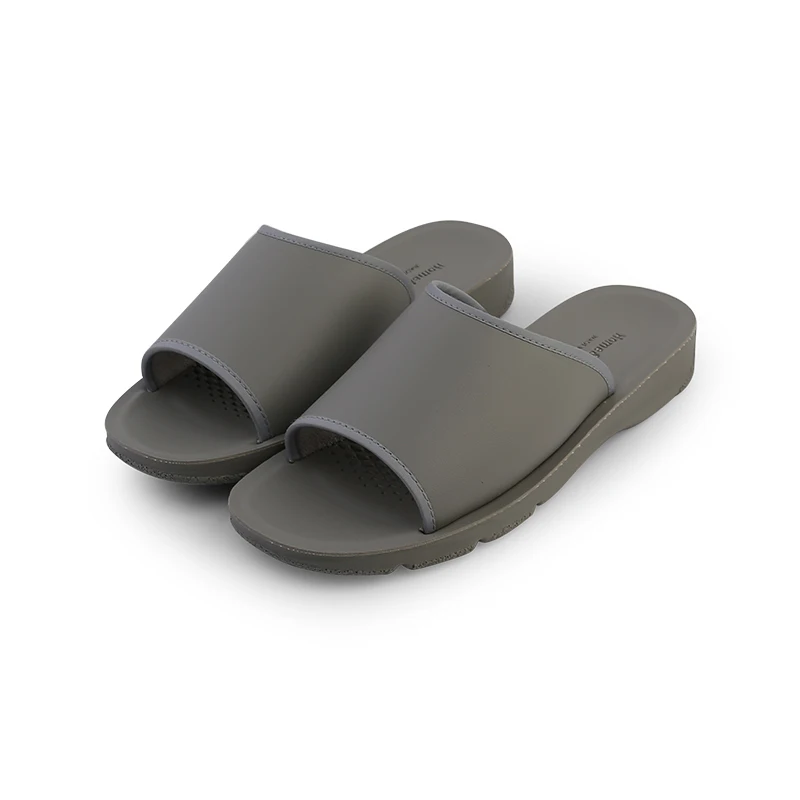 Simple and fashionable features designed skid resistance and wear-resistant upper leather thickened indoor slippers with Pu sole