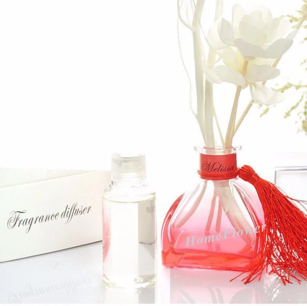 Factory Customized Perfume Essential Oil Reed Diffuser Set in Frosted Glass Bottle