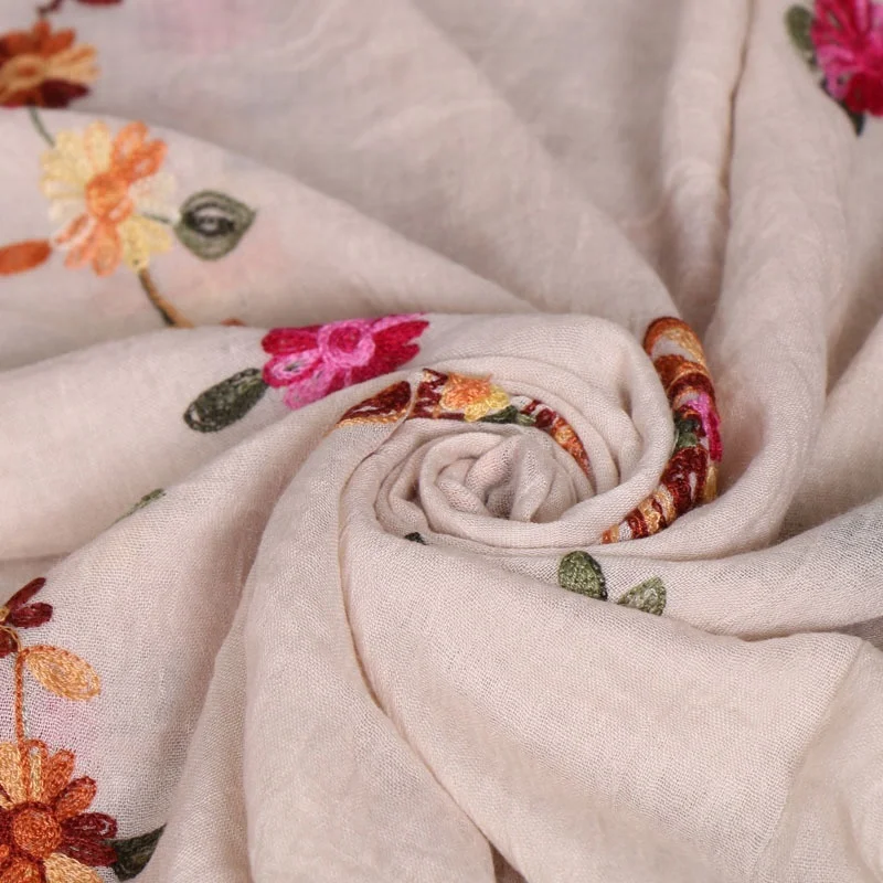 
2020 Newest High Quality Long Shawls Flower Print Women Plain Cotton Embroidered Custom Scarf 