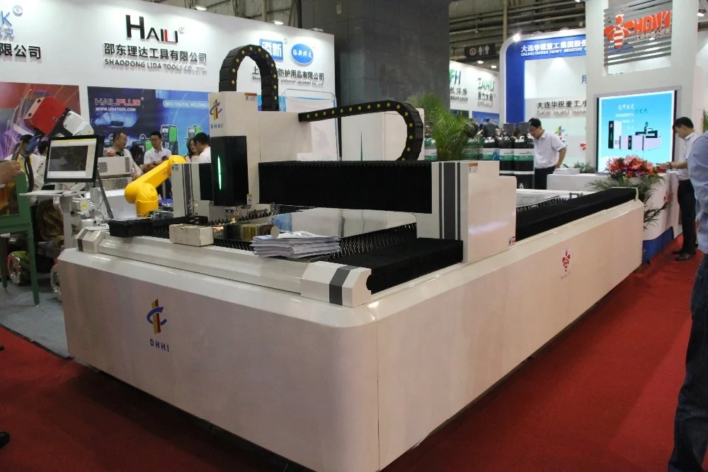 2019 Hot Sell Small 6mm Stainless Steel Metal Laser Cutting Machine Price Supplier