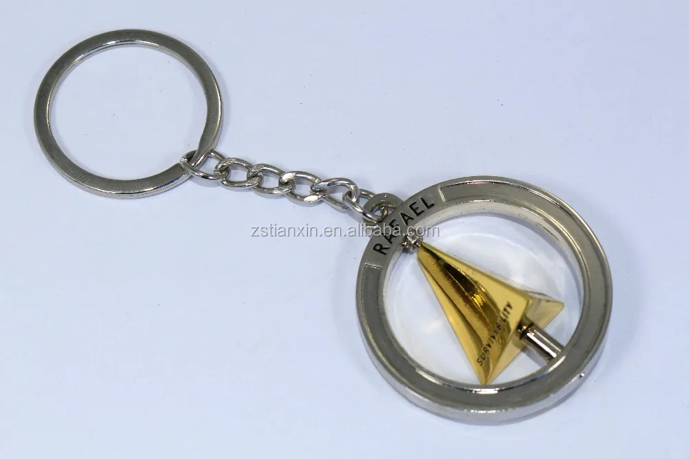 wholesale custom 3D golden pyramid key chains