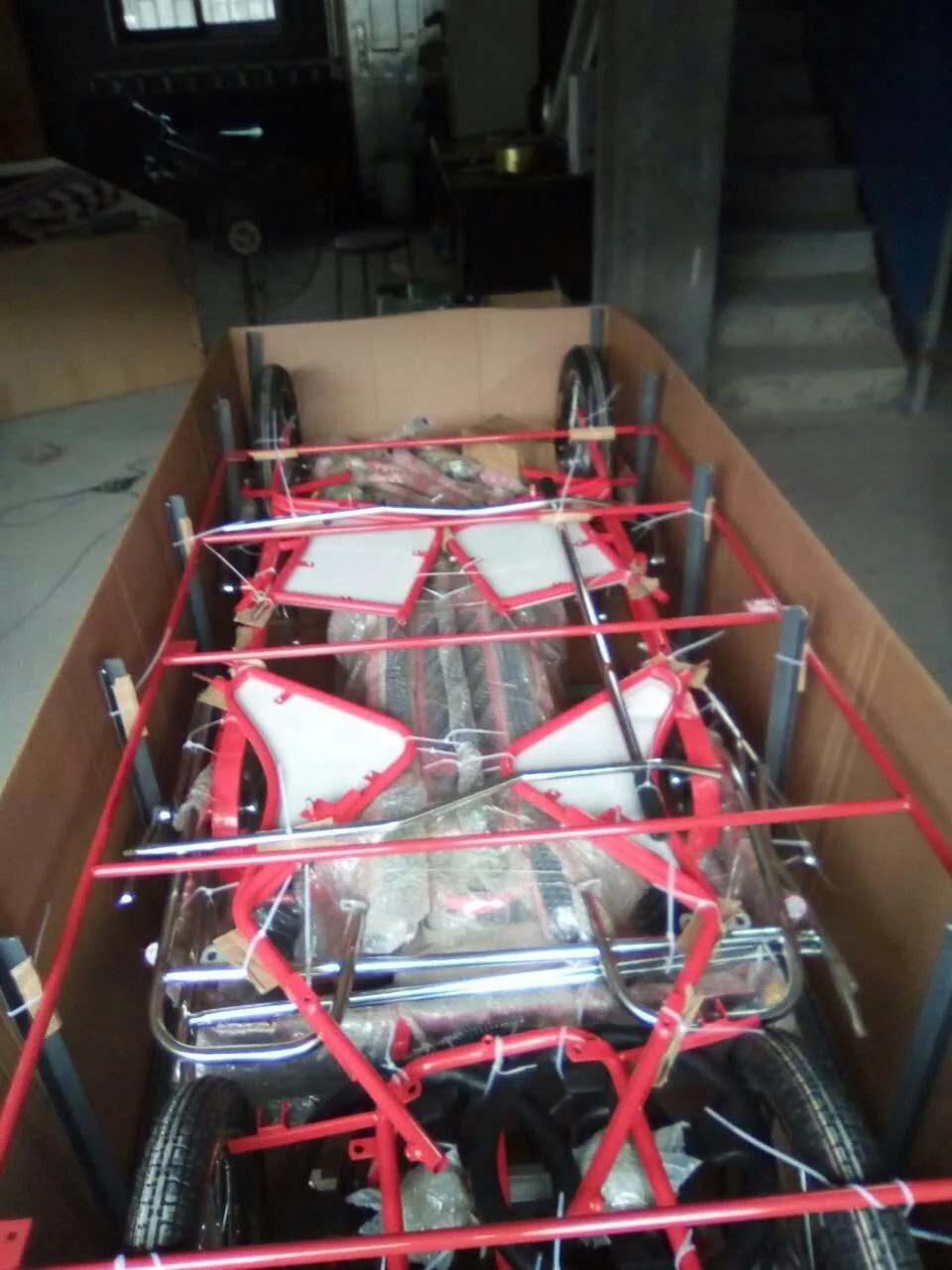 DELUXE  classic 2PERSONS  SURREY BIKE WITH LED LIGHTS QUADRICYCLE