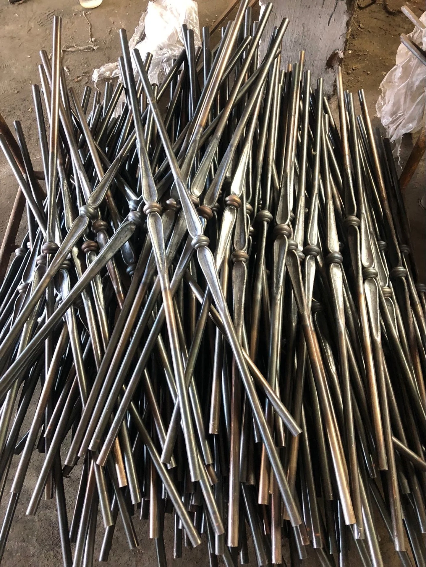 Popular Hollow Tube Indoor Stair Spoon Steel Balusters
