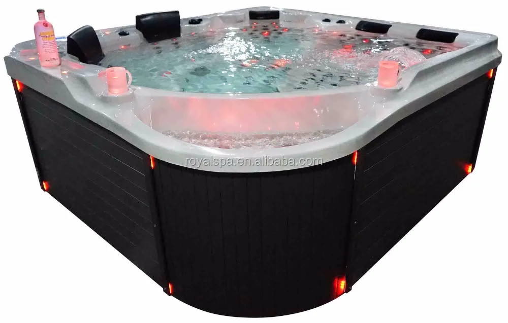 150 jets USA Balboa control 6 person hot tub