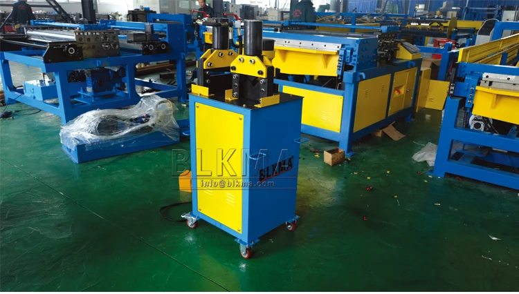 BLKMA hot sale Easy operated portable hydraulic electric angle steel cutting and hole punching machine