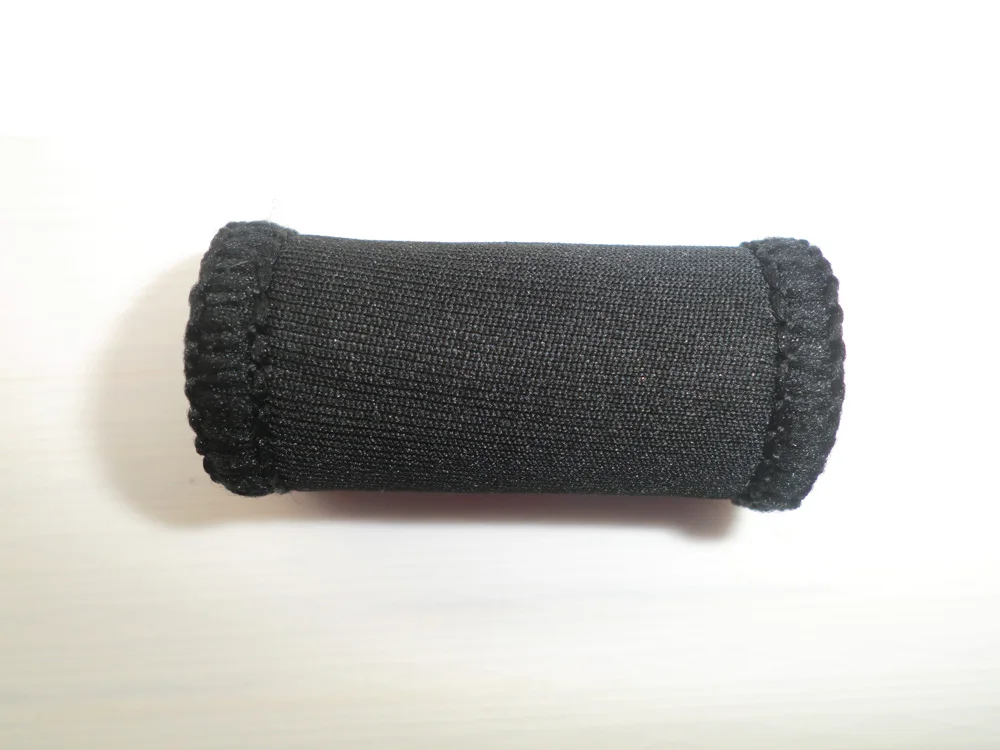 Custom Size Printed Neoprene Sports Finger brace support gripper protection