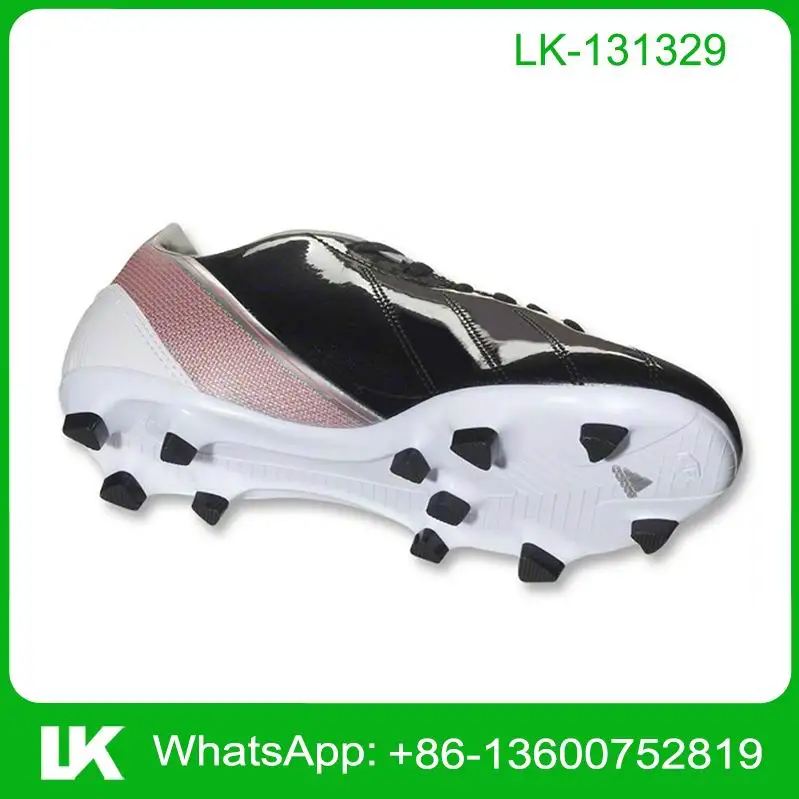 Wholesale custom made soccer cleats boots 2017