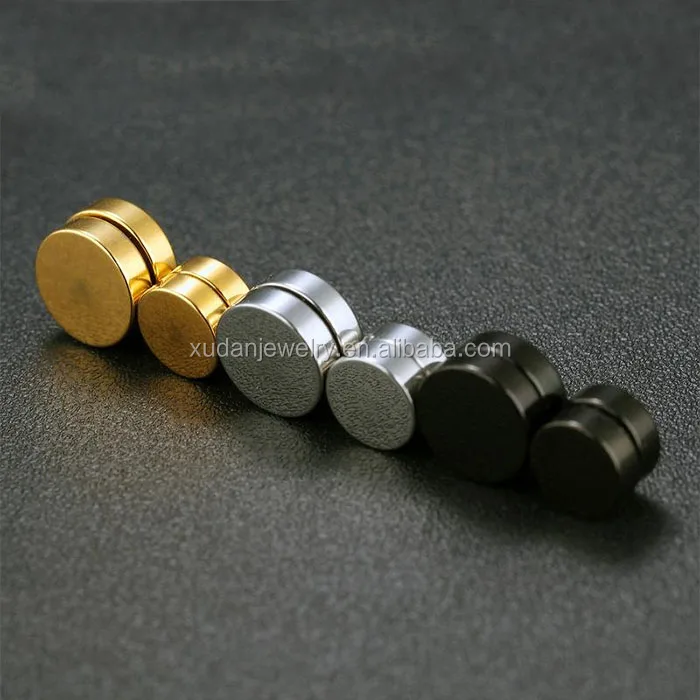 2013 Wholesale Men Round Shaped Magnetic Earrings for Girls and Boys Jewelry