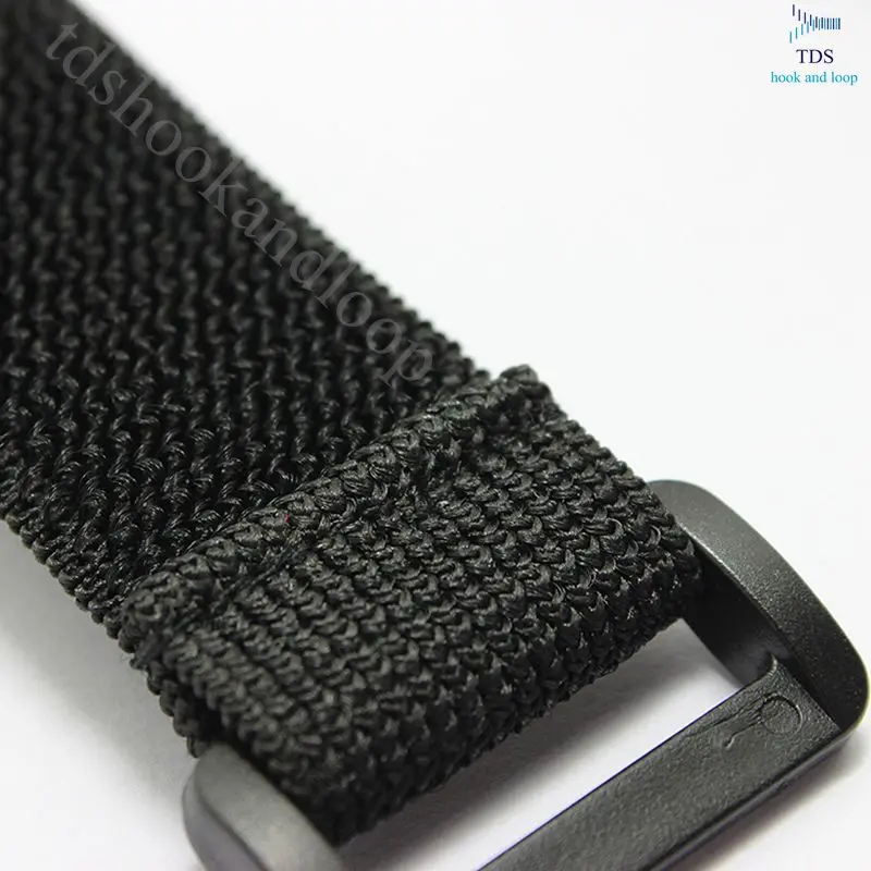 Регулируемый эластичный крепежный крючок и петля с пластиковой пряжкой