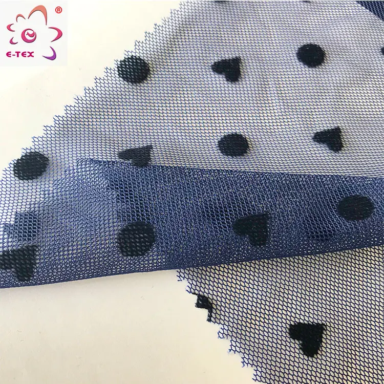 100 нейлоновая сетчатая ткань с дизайном в виде сердца для платьев для девочек