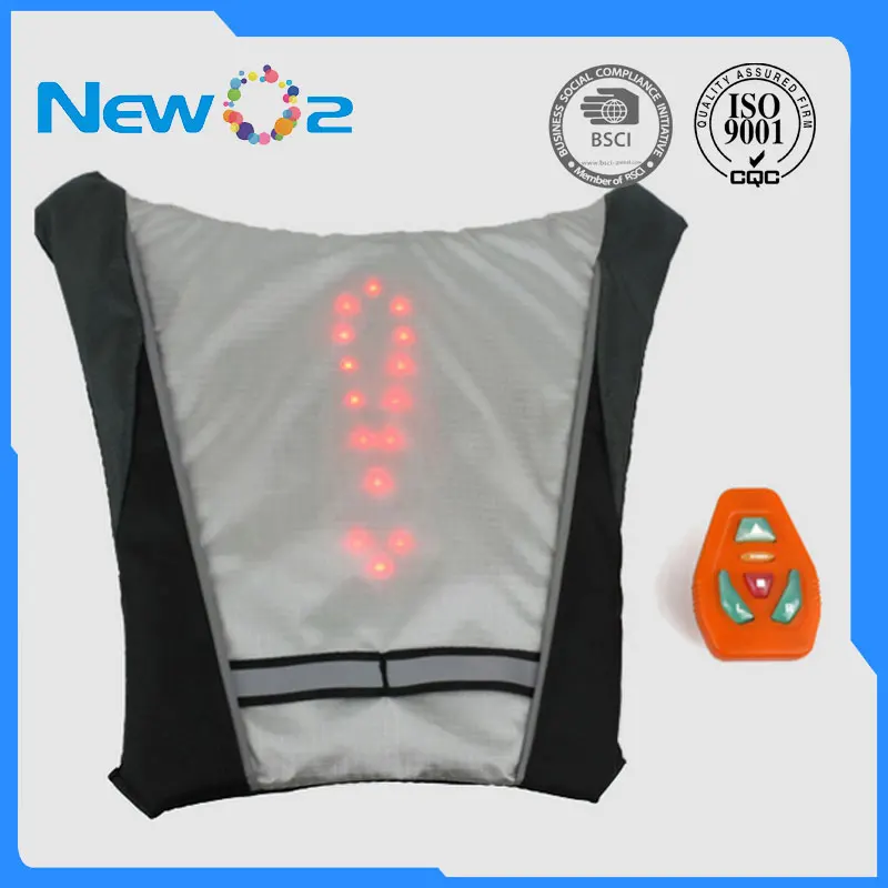 Trendy Turn Signal Light Reflective Wireless Control Water Resistant Night Safety Cycling Bike Outdoor Detachable LED Vest Pack