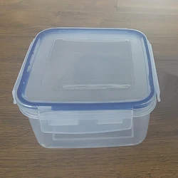 700ml Click Lock seal Plastic food storage Square Air tight food containers