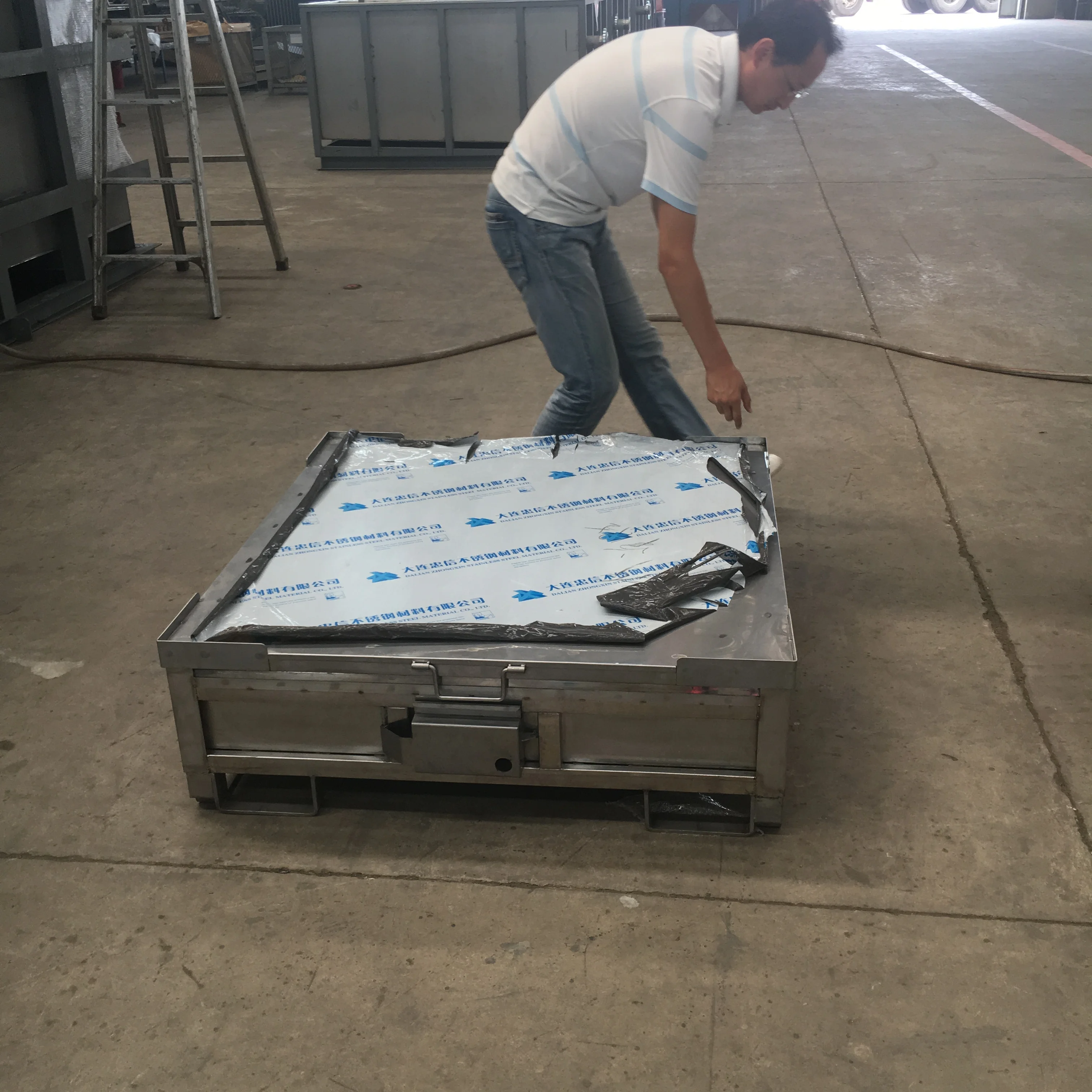 1 ton stainless steel 304 water storage tank IBC container  Collapsible tank 1000L stainless steel container