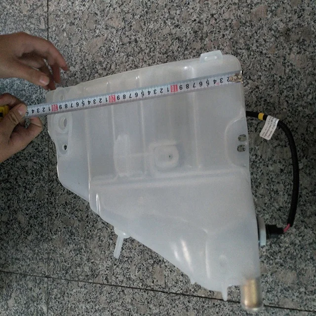 DeutzBFM1013  Diesel engine spare parts Expansion tank 04208098 04293026