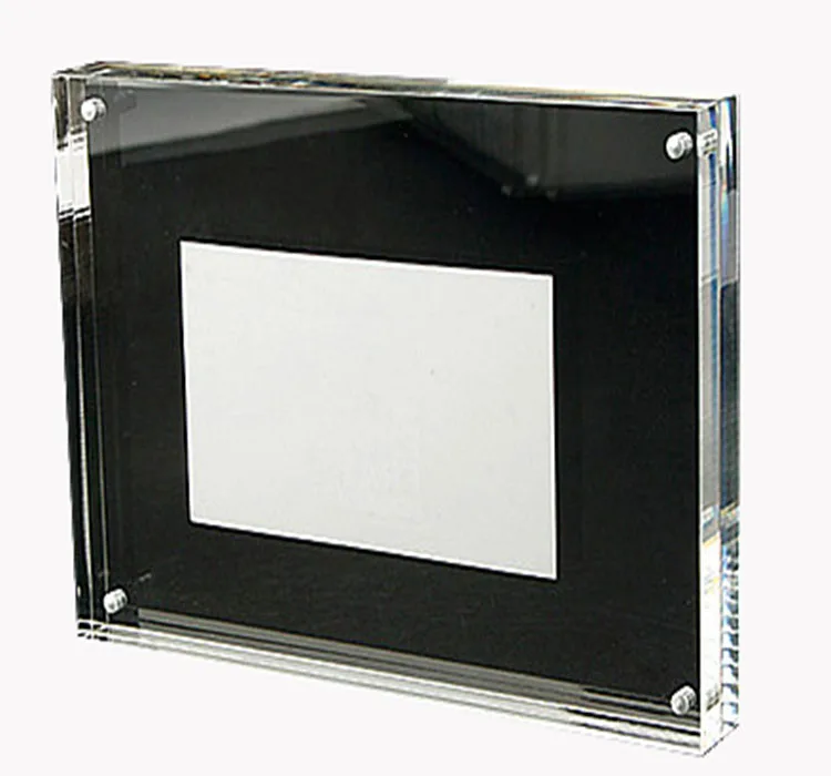 
Manufacturer customizes clear acrylic magnetic photo frames 