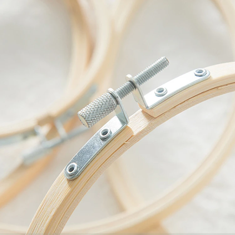 
Round Natural Bamboo Embroidery Hoop For Cross Stitch 