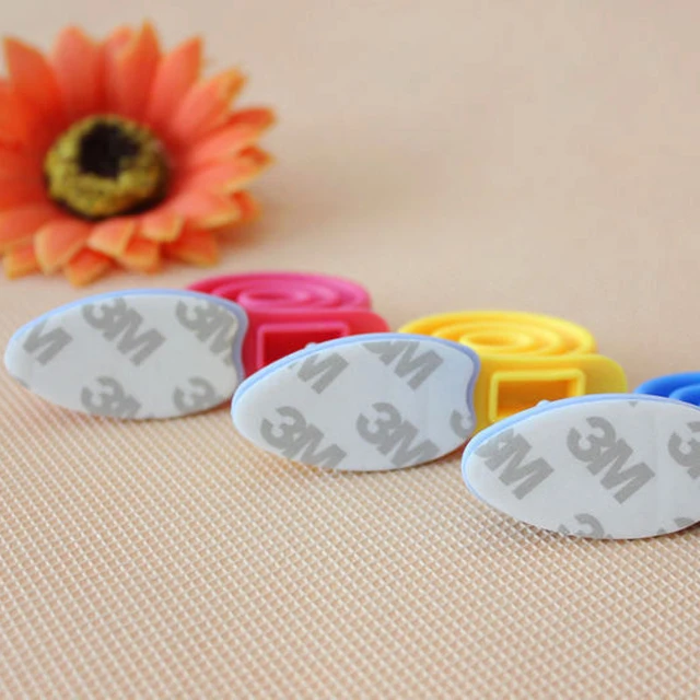 Prevent Finger Pinch Injuries Easy to Install Random Color Snail Design Cartoon Safety Rotating Door Stopper for Baby Children