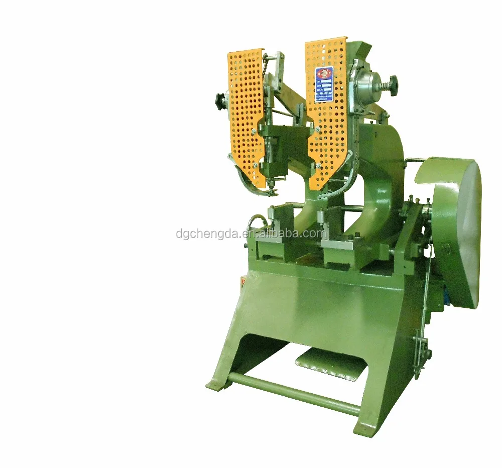 CD automatic double head eyelet buttonhole machine