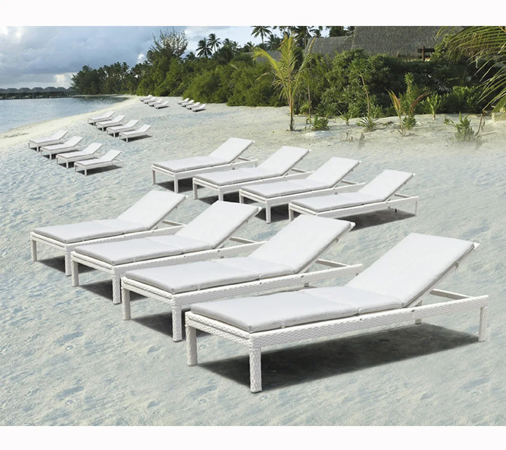 
Poly Rattan Sunbed / PE plastic Wicker Sun Lounger with cushion 