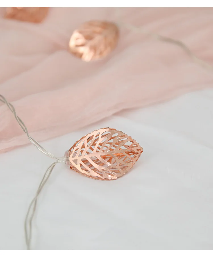 
Dropshipping LED flashlights girls little fresh rooms decorative light romantic wedding rose gold feather bedroom ins style 