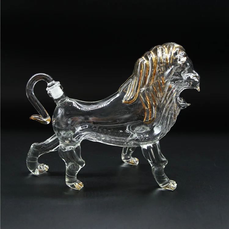 ODM / OEM Lion Shaped Decanter / Liquor Decanter for Whiskey, Vodka, Rum, Tequila or Any Other Alcohol