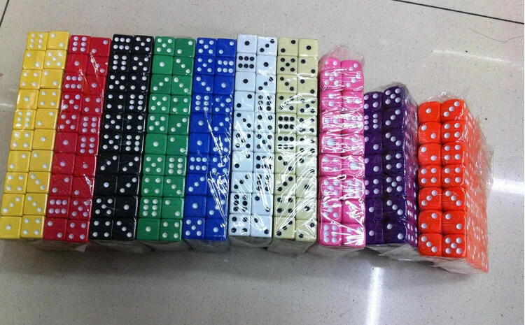 Factory Wholesale Customized 15 mm Eco Plastic Square Dice for Games