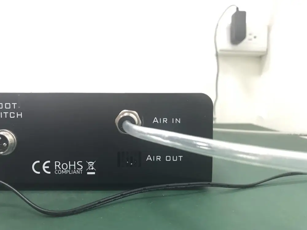 LIHSI Low Tolerance Desktop Glue Dispenser