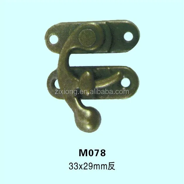Decorative metal Oxhorn lock clasp for wooden box