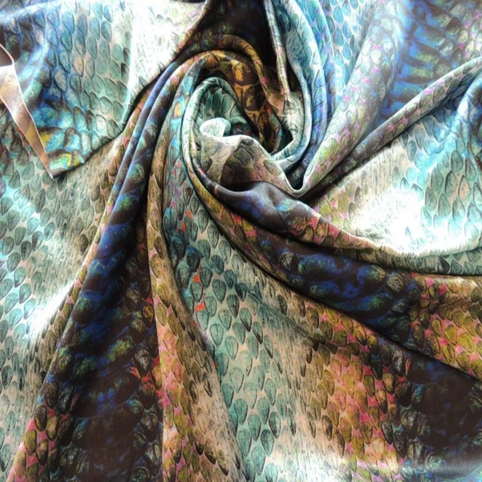 
19mm custom printed Italian charmeuse silk fabric 