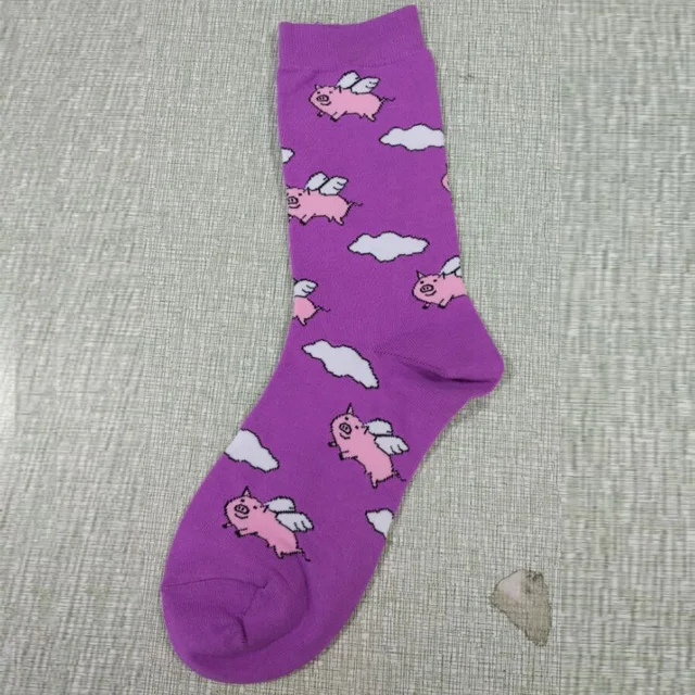 
Custom animal pattern and Spandex / Nylon / Cotton Material flying pig fun socks 