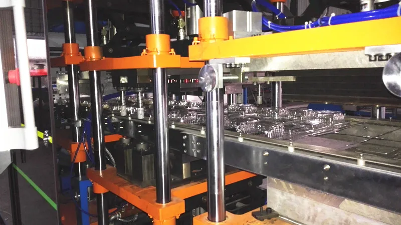 fully automatic plastic disposable packaging thermoforming machine