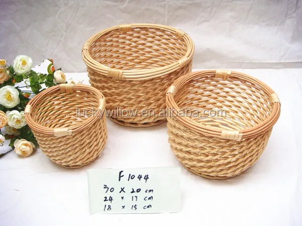 
Rattan wicker dried fruit basket for Christmas and new year 
