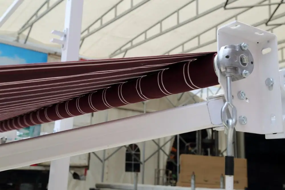 Sun Rain Protection Wholesale Price Retractable Store Awning