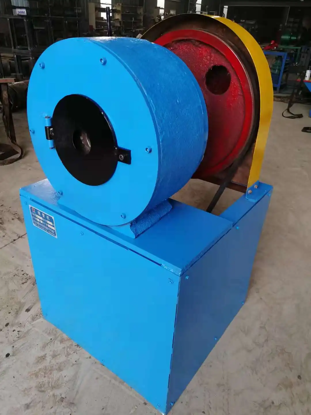 Stainless steel pipe, carbon steel tube and other metal pipe cone tube Hydraulic compression shrink machine