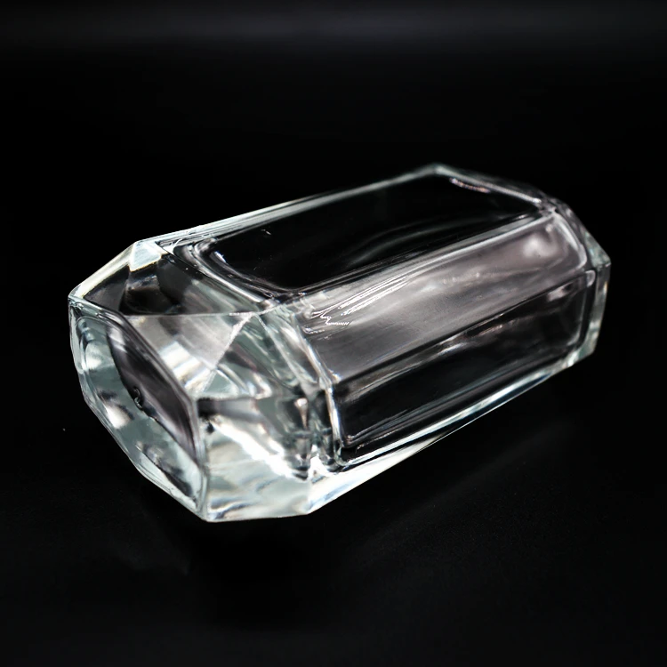 
Rhomboic perfume bottle magnetic cap 30ml 100ml 130ml made by China big factory 