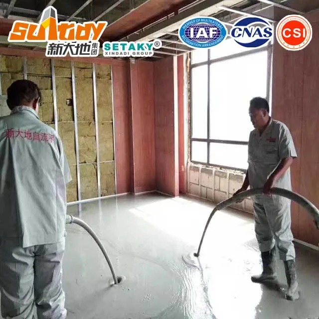 Self-leveling mortars for commercial terraces