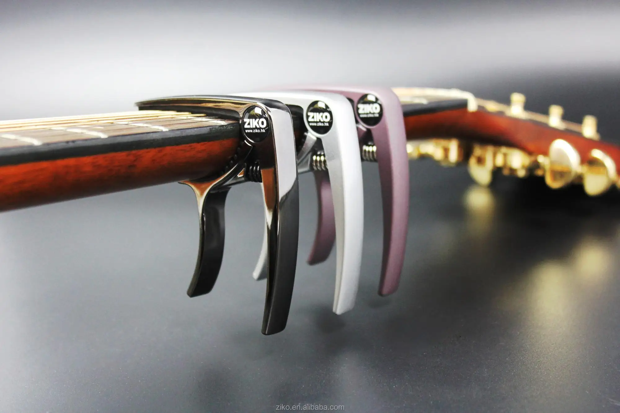 Top Quality Guitar Strings Capo Guitarra Capotraste Made of Aluminum Alloy Life-Time Warranty Strong Spring