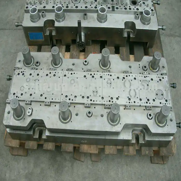 
three phase ac induction electric motor rotor stator lamination progressive stamping die tool and die maker 