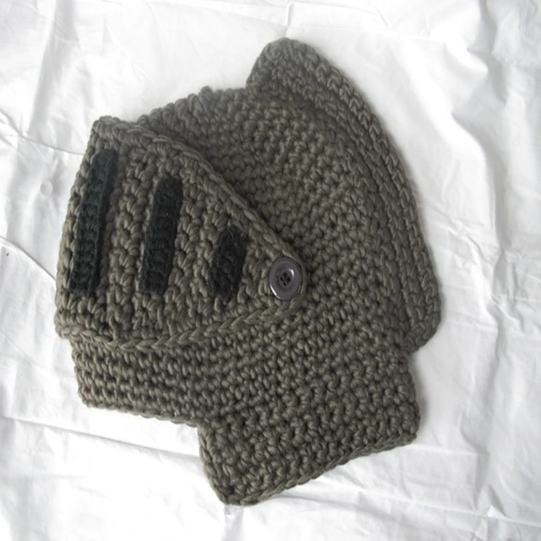 Fashion Keep Warm Men Roman Knight Helmet Caps Cool Handmade Knit Ski Hat Winter Hats