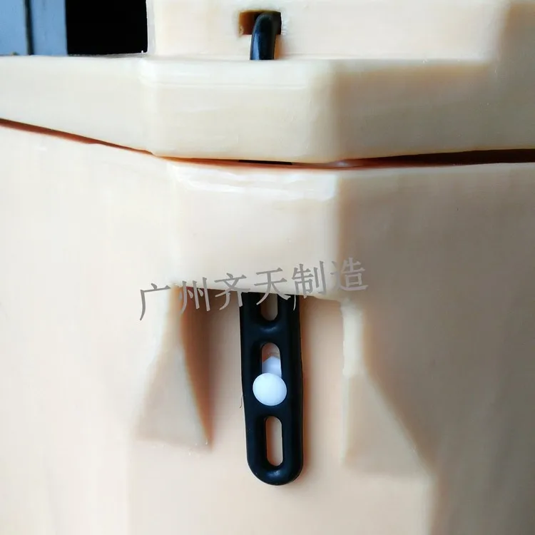 460L cooler box detail