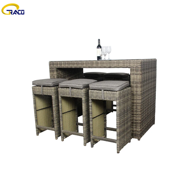 
breakfast upholstered bar stools/mini bar table 