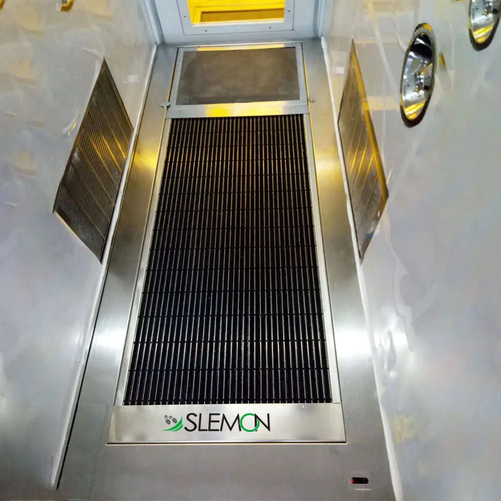 QEEJOY E13 automatic washing  shoe sole cleaning machine,Manufacture in China