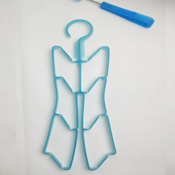 Hydration bladder cleaning kit set for universal water reservoir