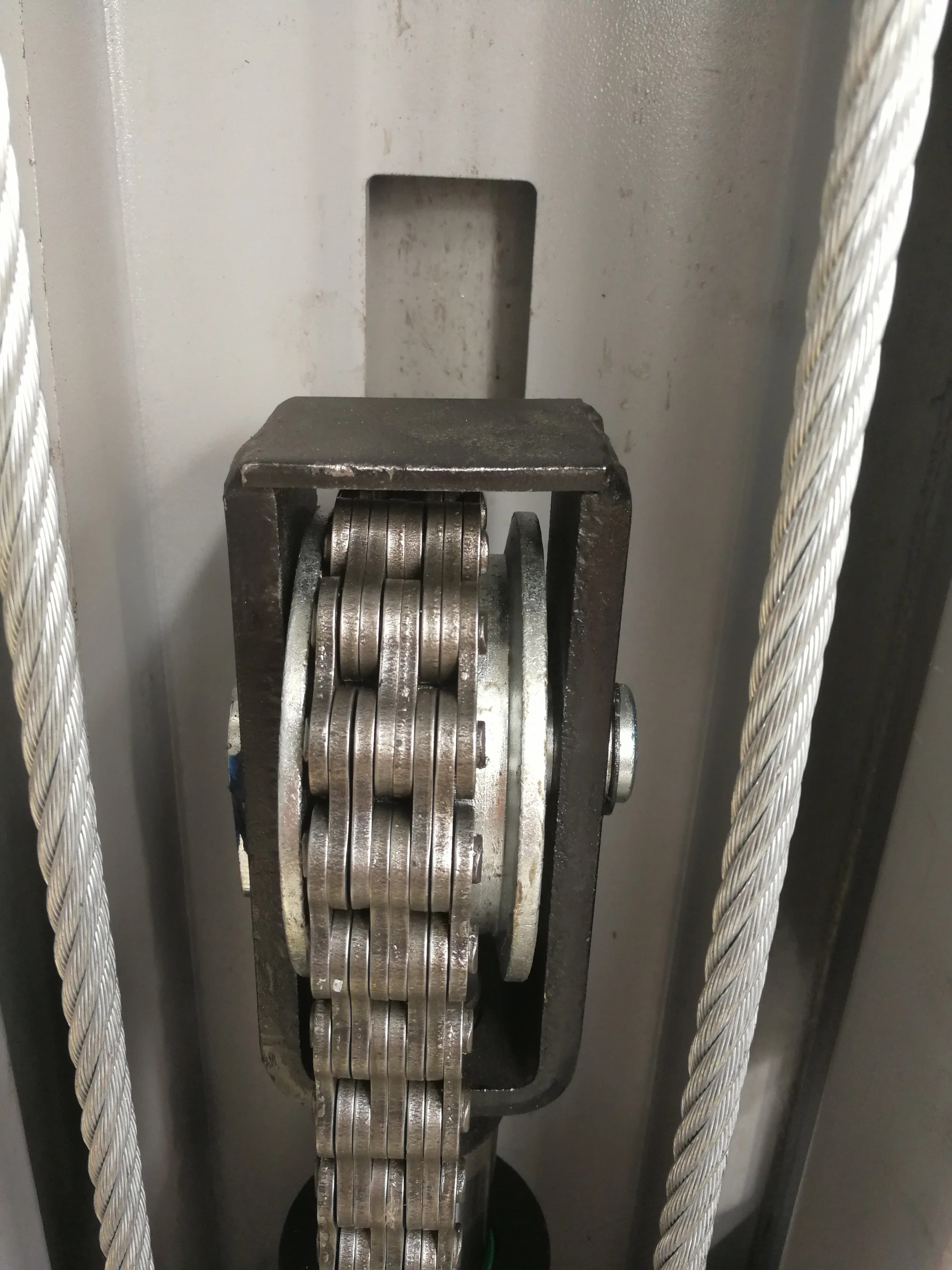 cheap home garage used 4.0ton hydraulic base plate two post car lift