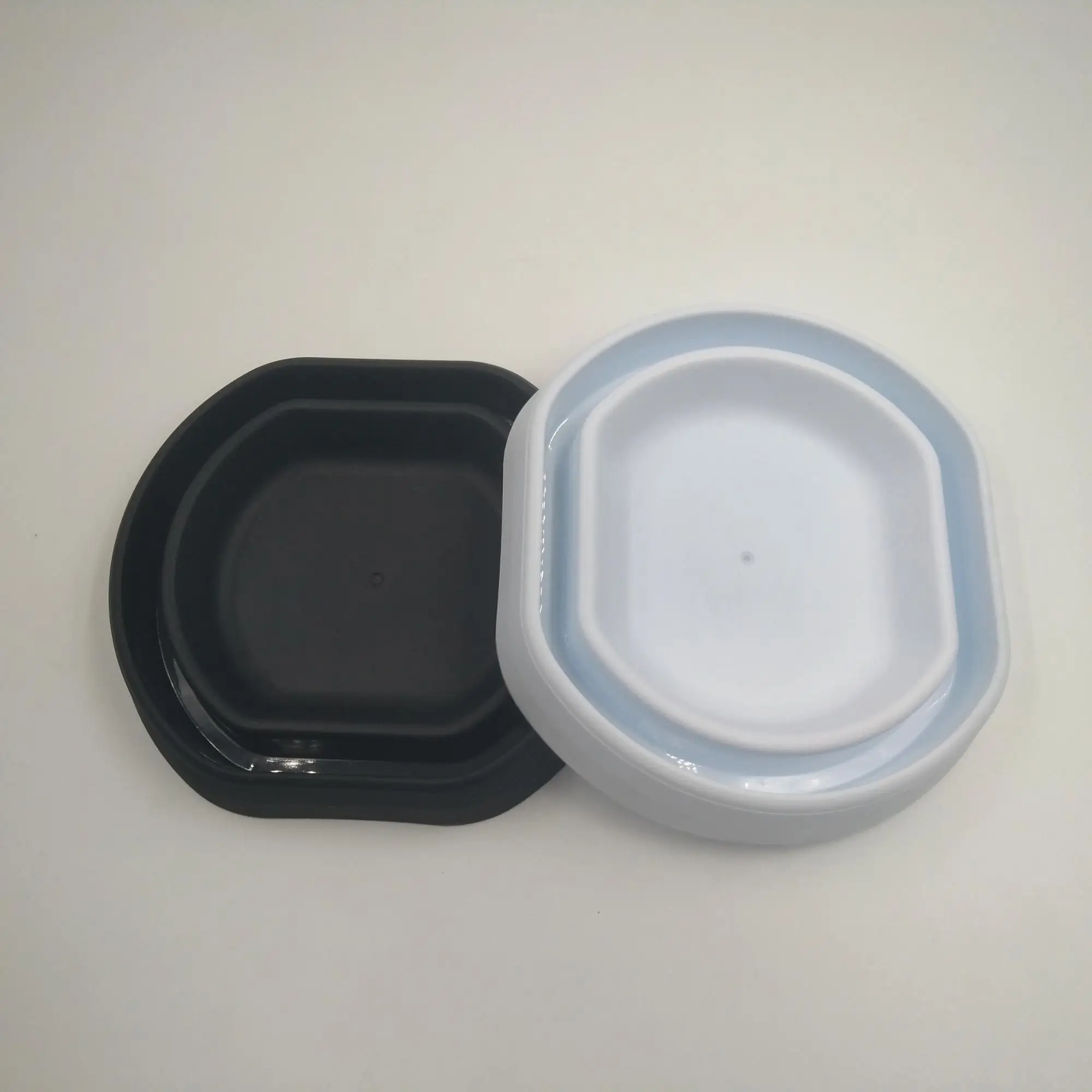 Eco-Friendly bedbug trap / bed bug interceptor