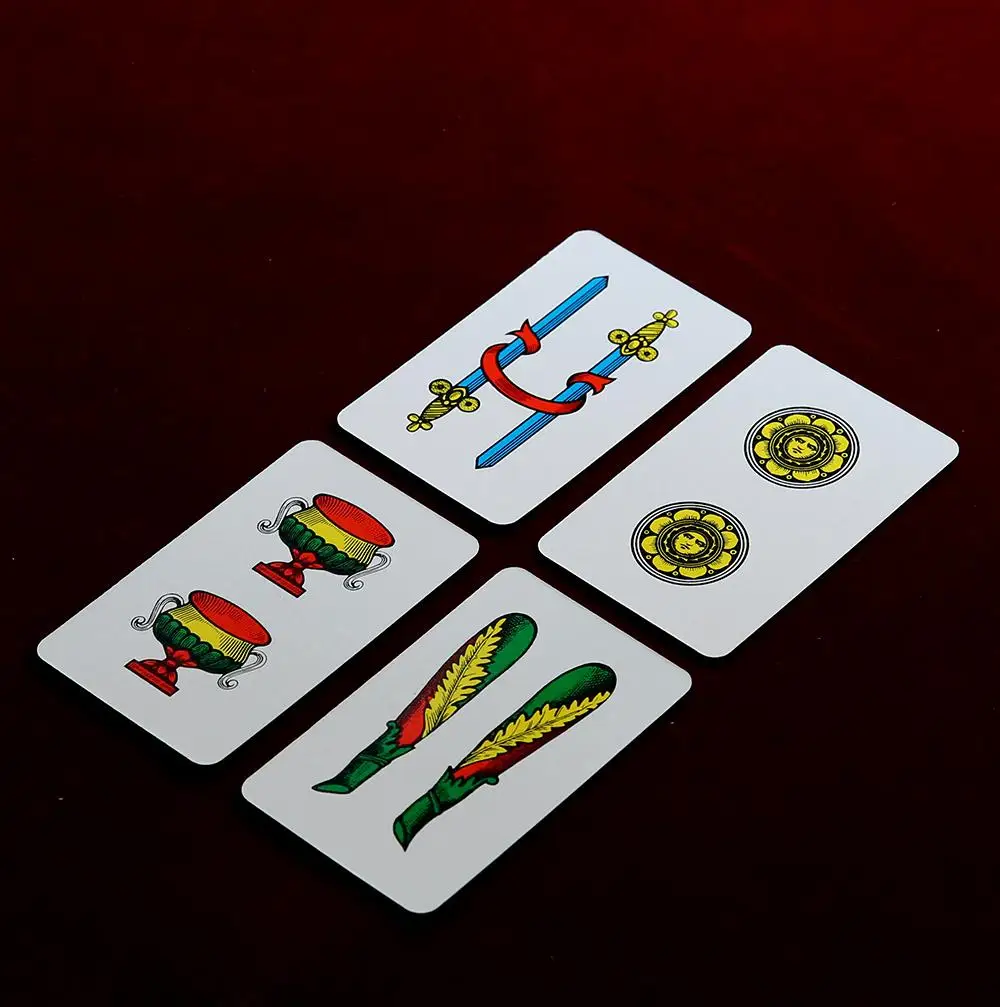 
 Итальянские мини покерные бумажные игральные карты маленького размера 40  