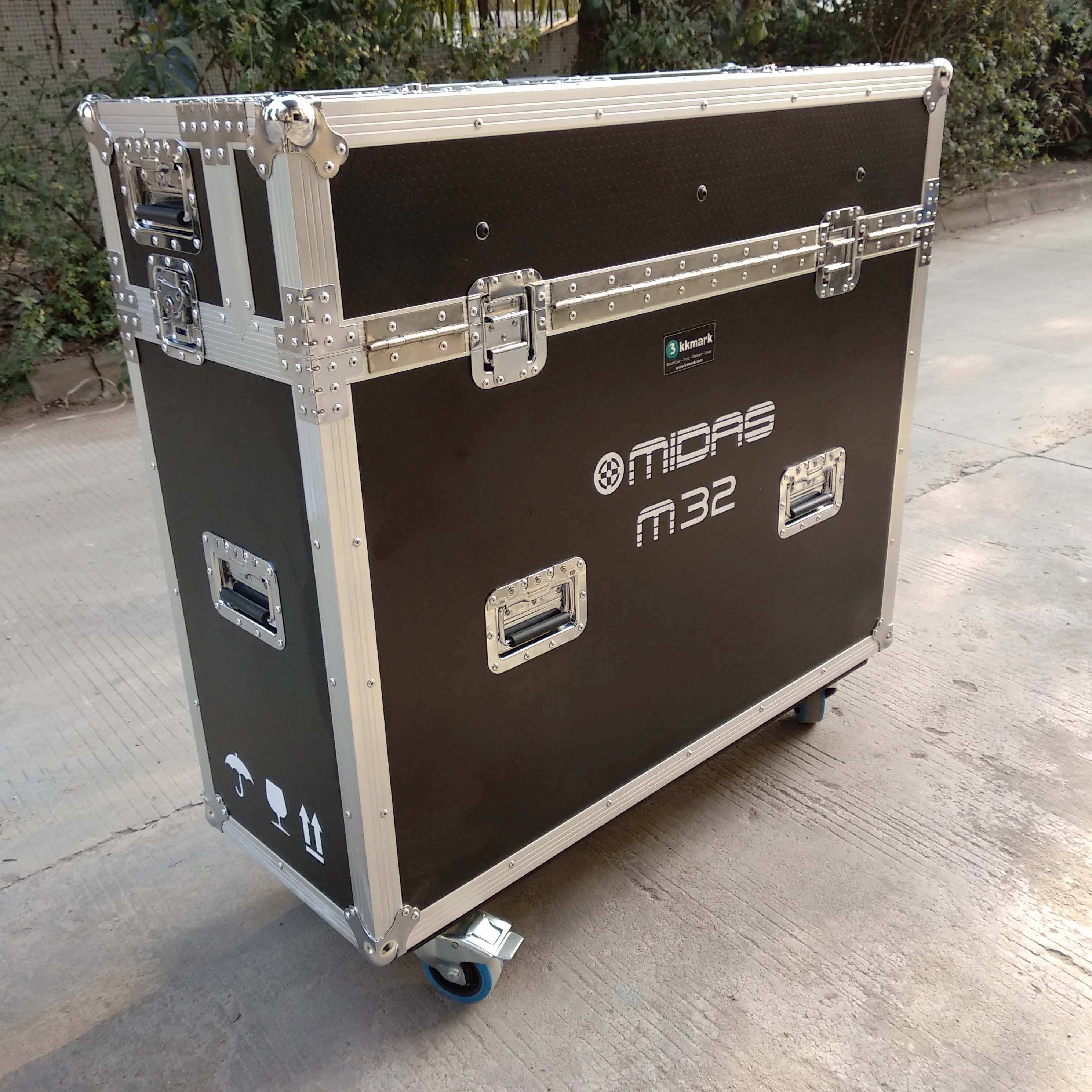 2019 KKMark Black Flip Design Flight Road Cases for Midas M32